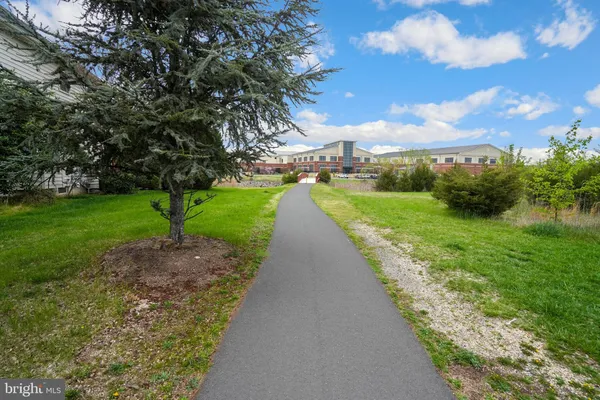 $790,000 | 43003 Golf View Drive, Chantilly, VA 20152