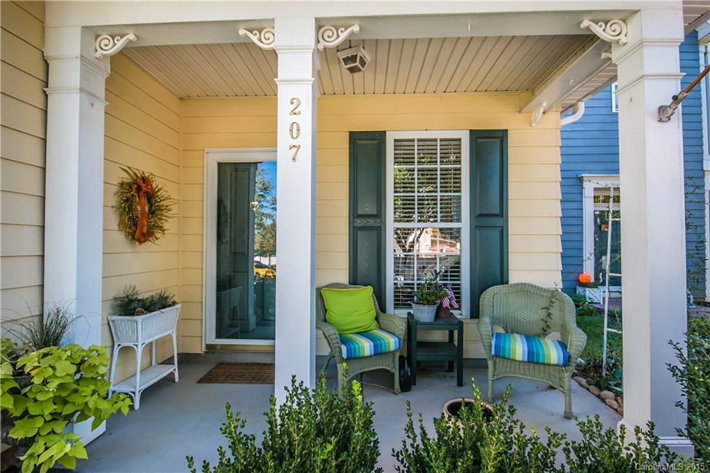 207 Faust Road Davidson, NC 28036 - Photo 2 of 24 Gallery Image 2