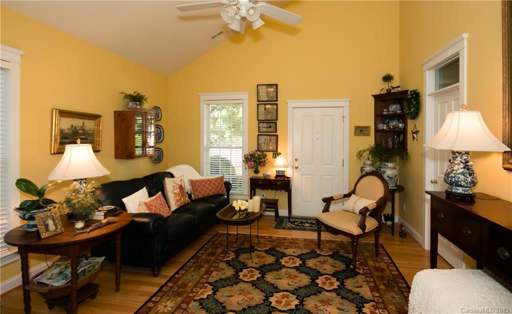 207 Faust Road Davidson, NC 28036 - Photo 3 of 24 Gallery Image 3