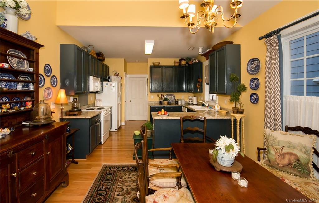 207 Faust Road Davidson, NC 28036 - Photo 5 of 24 Gallery Image 5