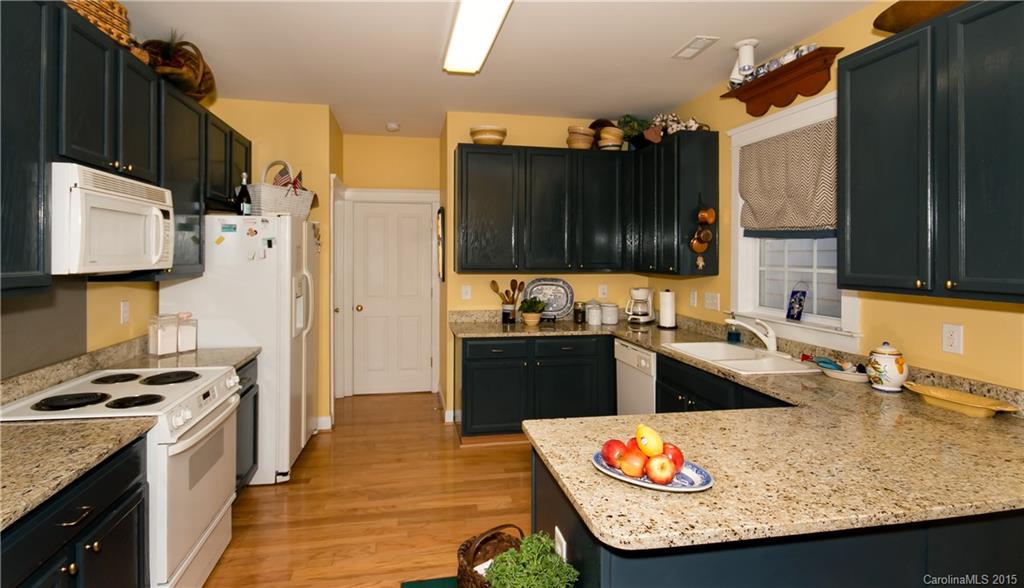 207 Faust Road Davidson, NC 28036 - Photo 7 of 24 Gallery Image 7