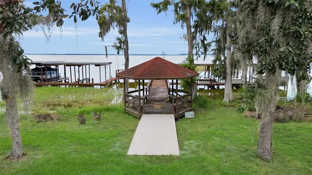 $475,000 | 1111 Lakeshore Drive, Unit A3, Eustis, FL 32726