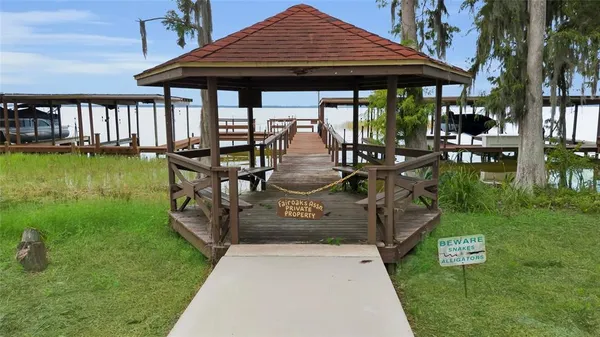 a view of building with outdoor space
