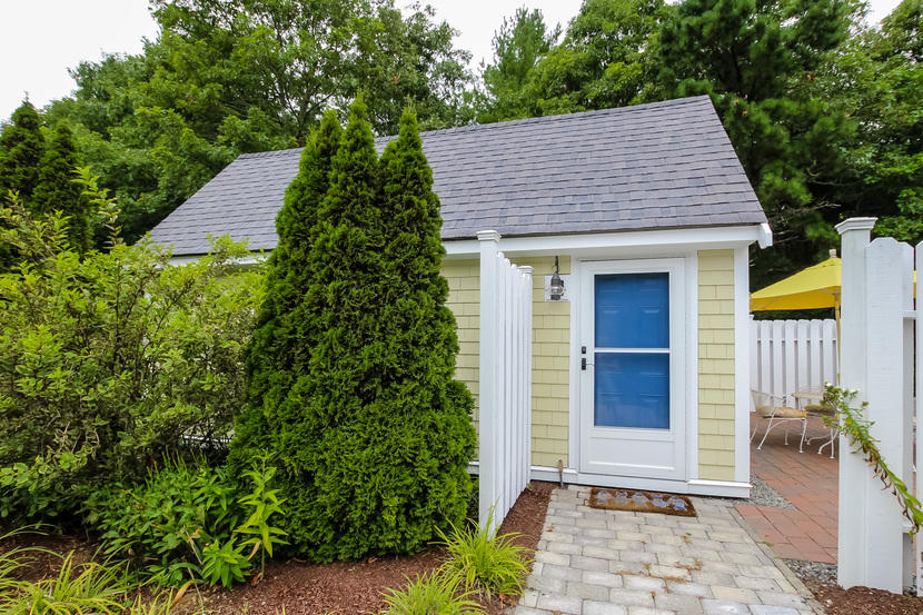 4462 Falmouth Road Cotuit, MA 02635 - Photo 23 of 30 Guest House Entry