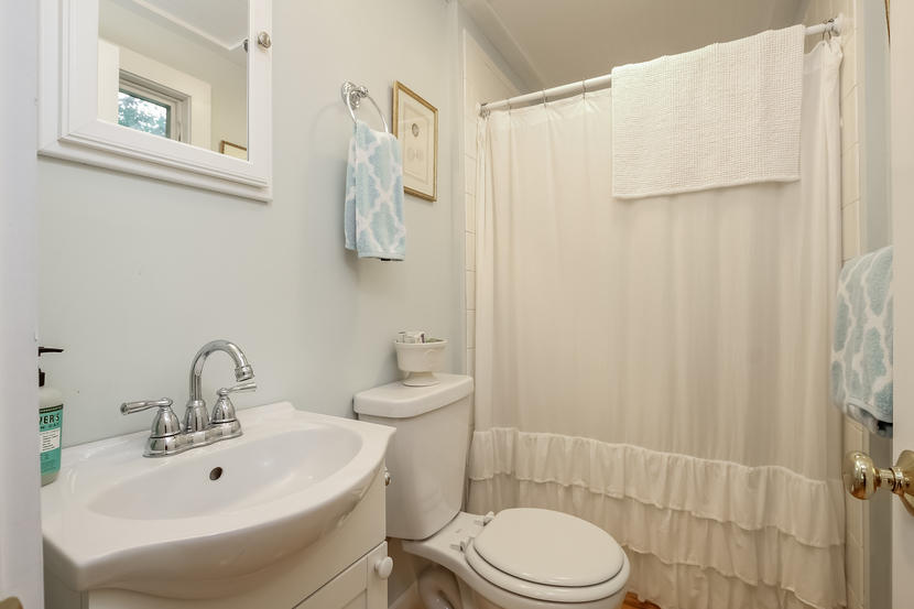 4462 Falmouth Road Cotuit, MA 02635 - Photo 30 of 30 Guest Suite Bathroom
