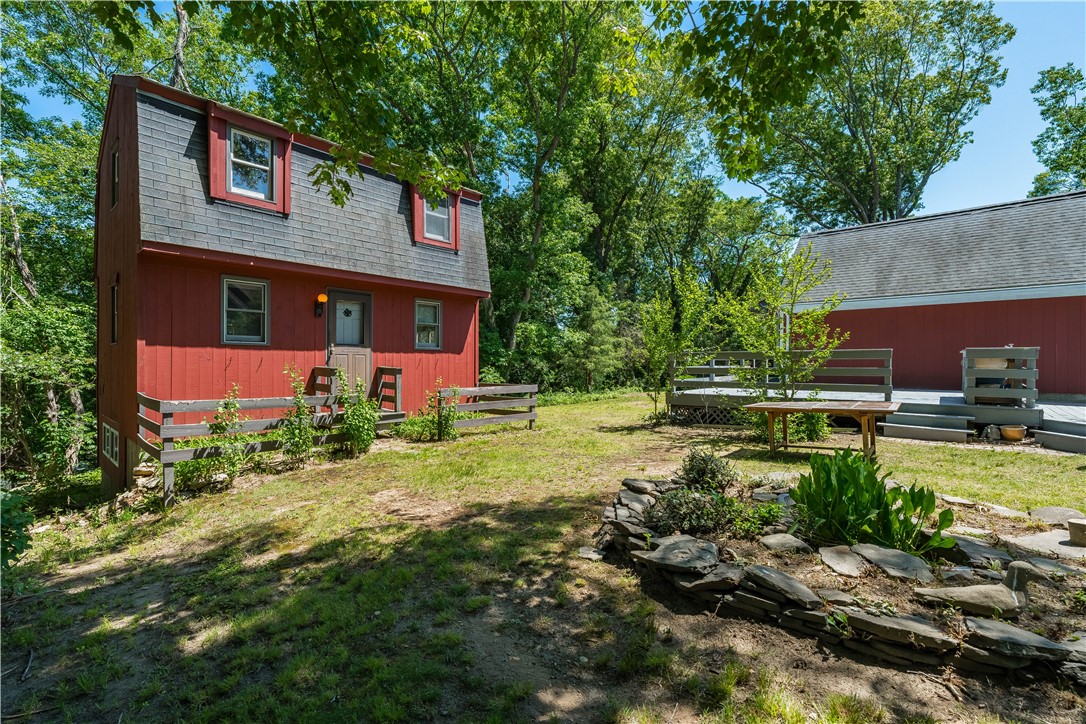 3 Sundale Road Cranston, RI 02921 - Photo 47 of 50