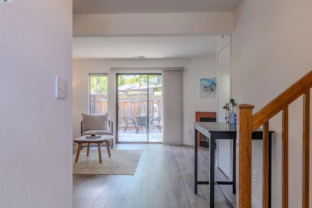 a view of entryway with livingroom and furniture