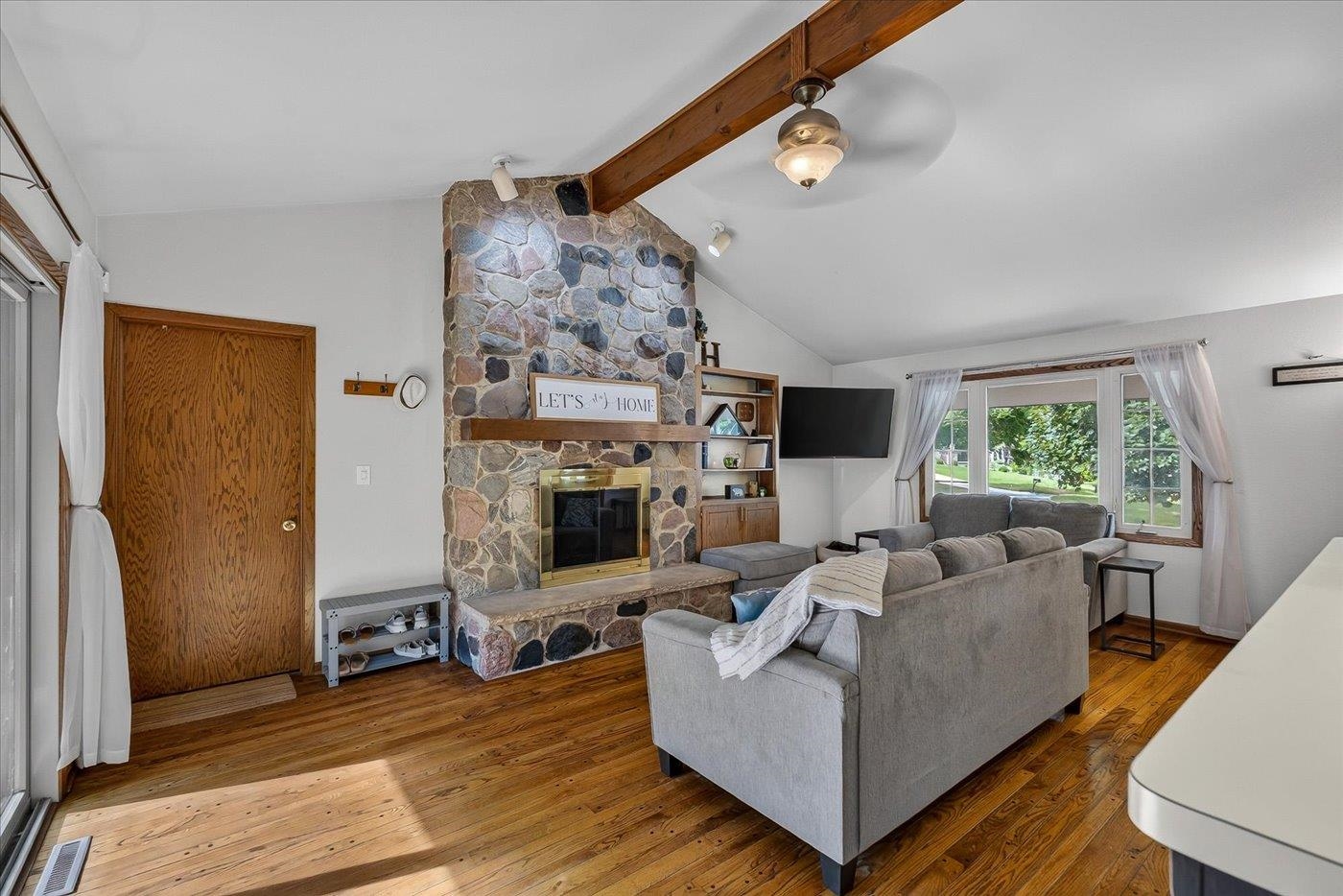 2313 Ramshead Court Waukesha, WI 53188 - Photo 22 of 71