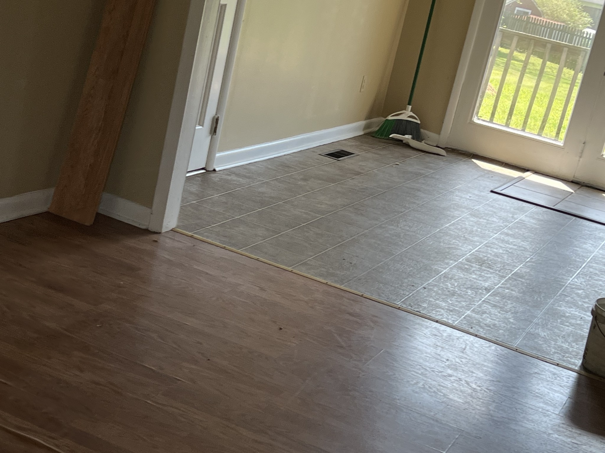 929 Industrial Access Road Pulaski, TN 38478 - Photo 25 of 28 an empty room with windows