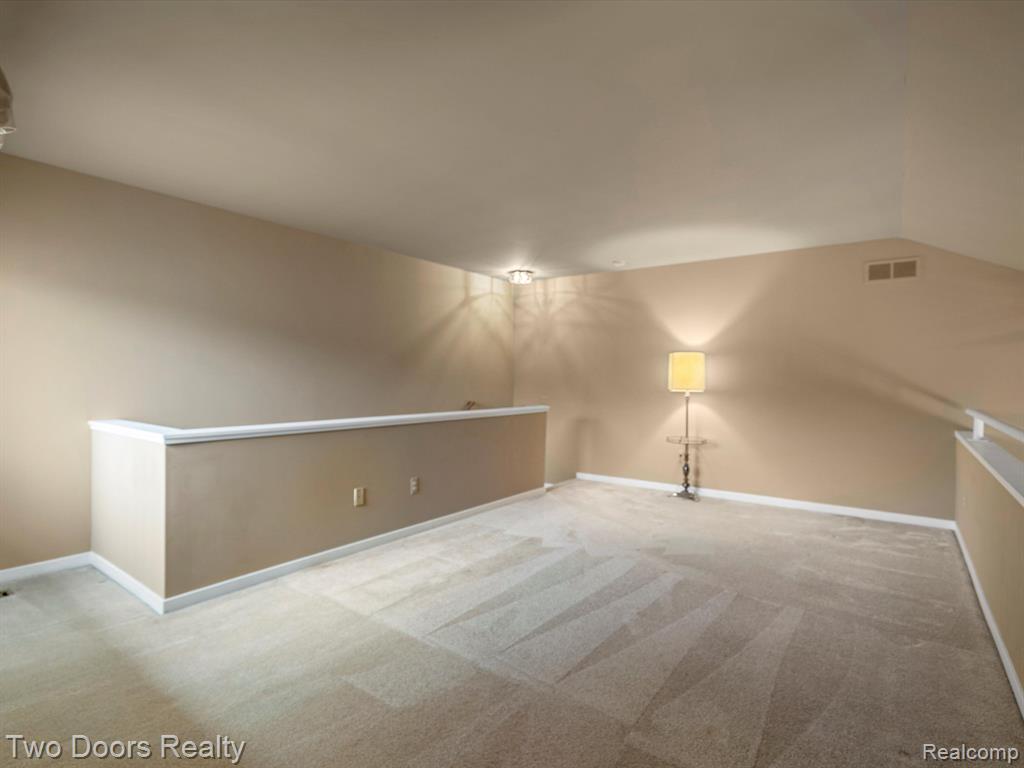 663 Camden Court Rochester Hills, MI 48307 - Photo 28 of 39