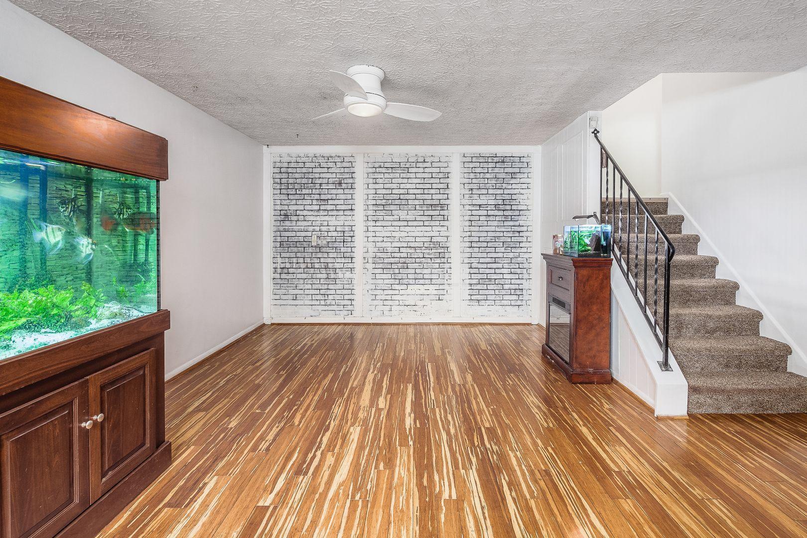 655 Cherry Ridge Road, Unit F Columbus, OH 43228 - Photo 15 of 31 Gallery Image 15
