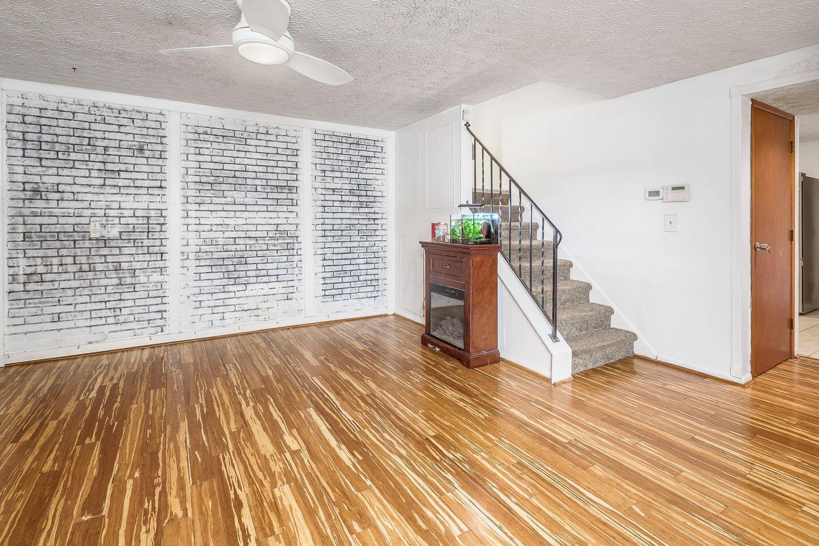 655 Cherry Ridge Road, Unit F Columbus, OH 43228 - Photo 16 of 31 Gallery Image 16