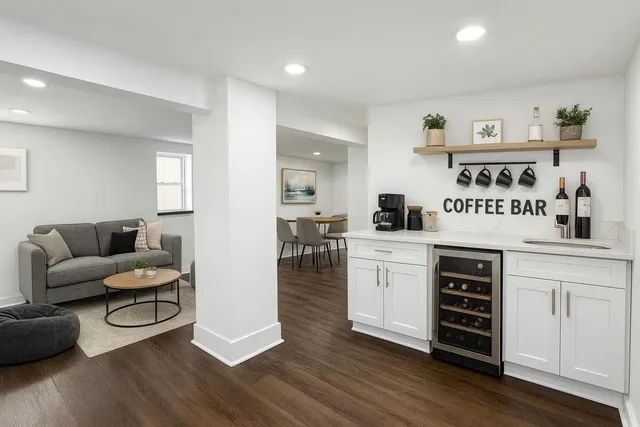 $479,900 | 1631 Cleveland Avenue, Whiting, IN 46394