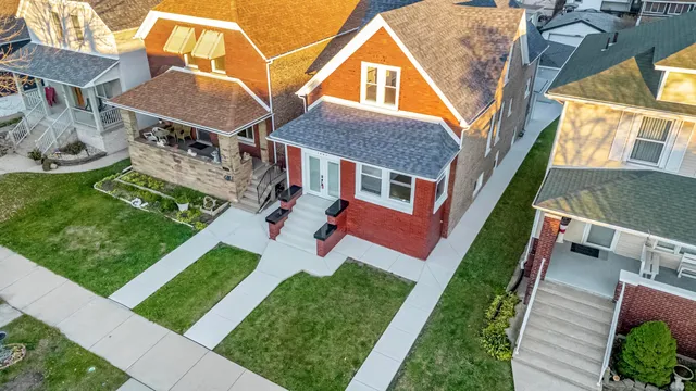 $469,900 | 1631 Cleveland Avenue, Whiting, IN 46394