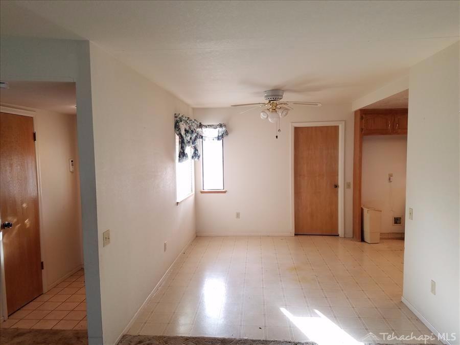 22004 Mariposa Road Tehachapi, CA 93561 - Photo 21 of 31 Gallery Image 21