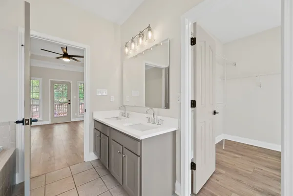 $389,900 | 1986 Stone Valley Court, Clarksville, TN 37043