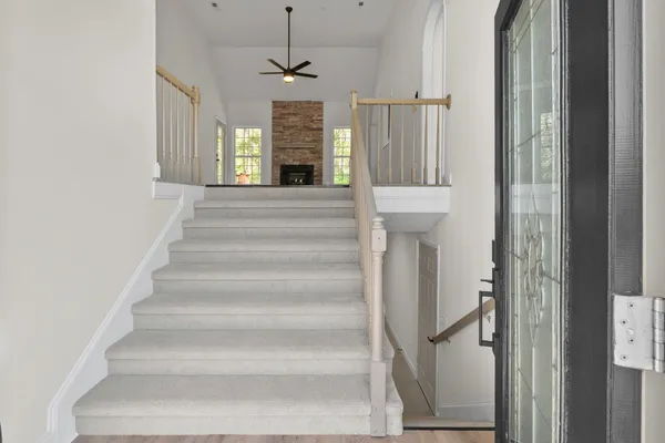 $389,900 | 1986 Stone Valley Court, Clarksville, TN 37043