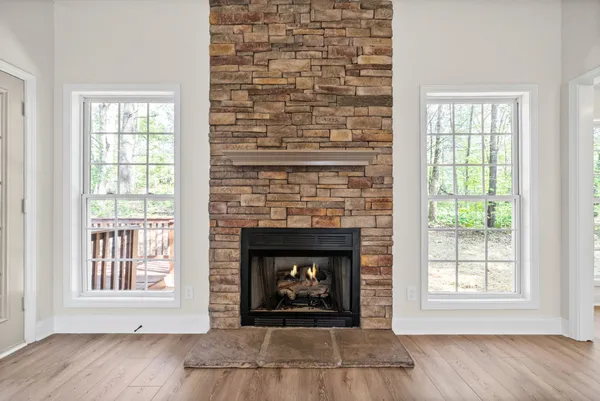 $389,900 | 1986 Stone Valley Court, Clarksville, TN 37043