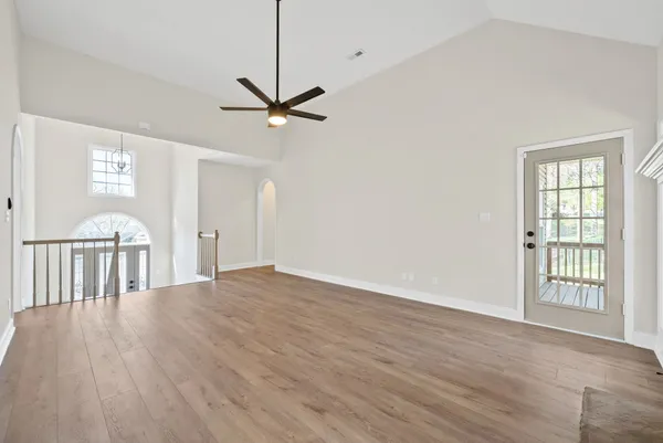 $389,900 | 1986 Stone Valley Court, Clarksville, TN 37043