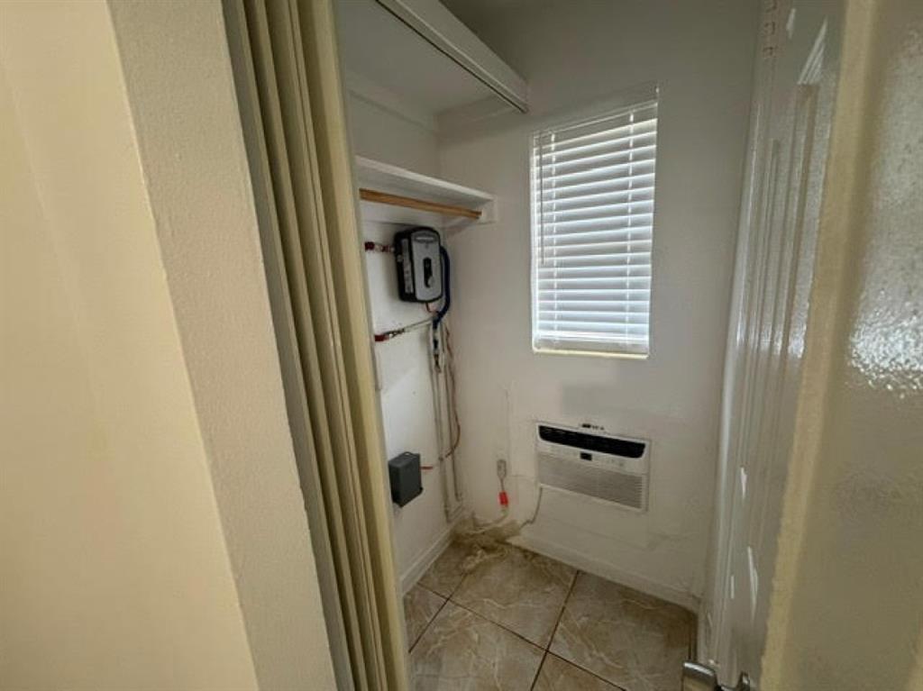 316 Northeast 3rd Street, Unit 2 Hallandale Beach, FL 33009 - Photo 6 of 8