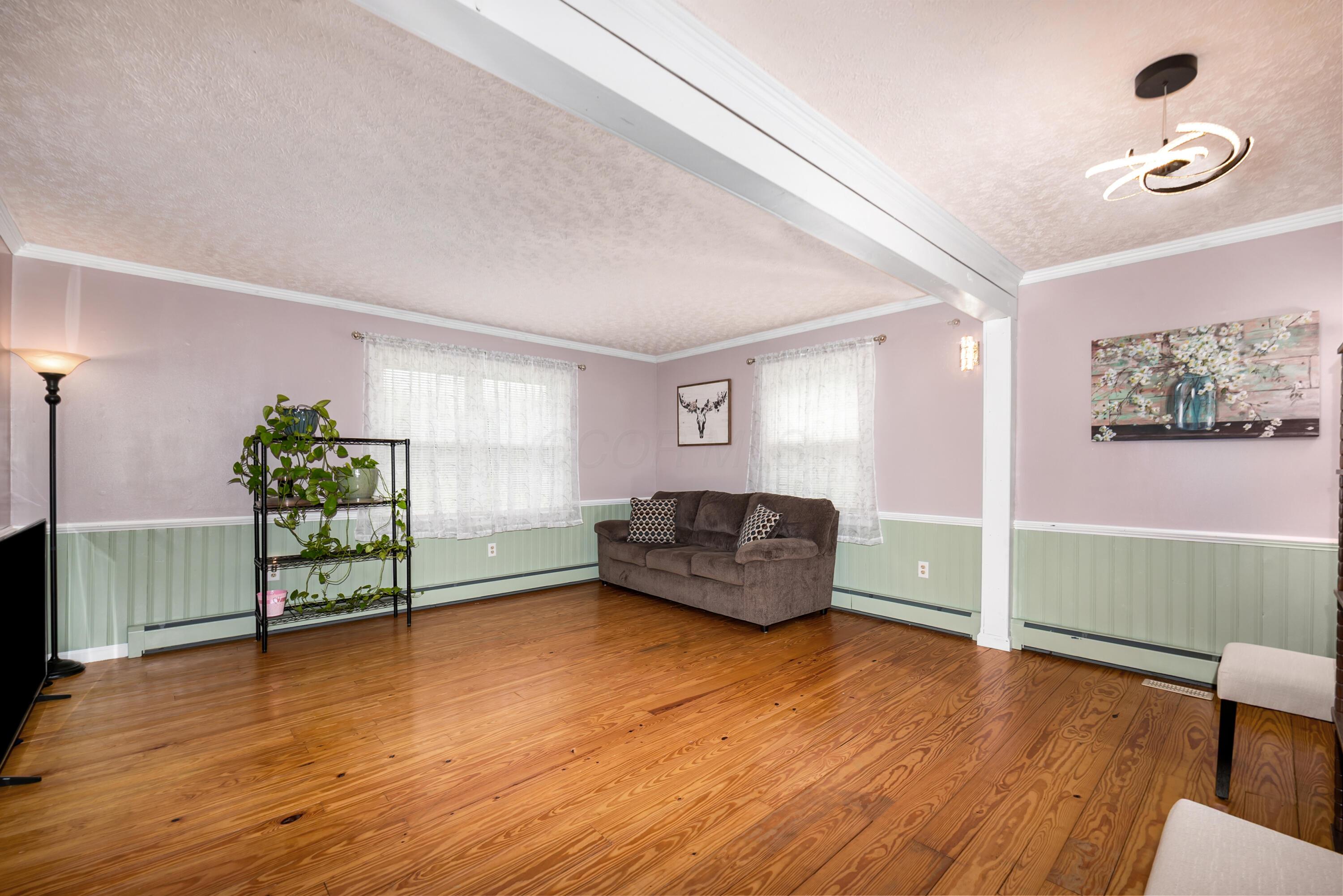 526 Northridge Road Circleville, OH 43113 - Photo 4 of 68