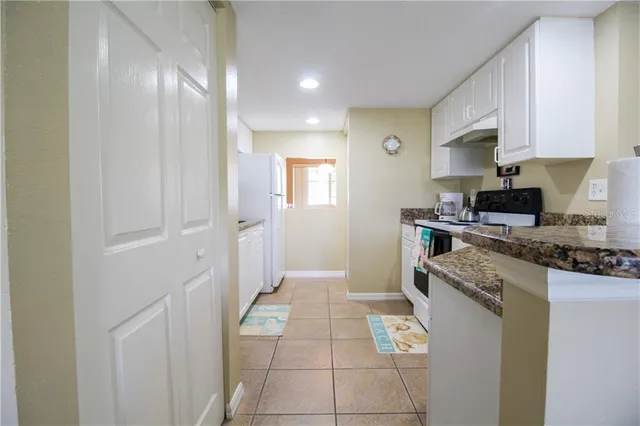 $3,800 | 4457 45th Avenue West, Unit 110, Bradenton, FL 34210