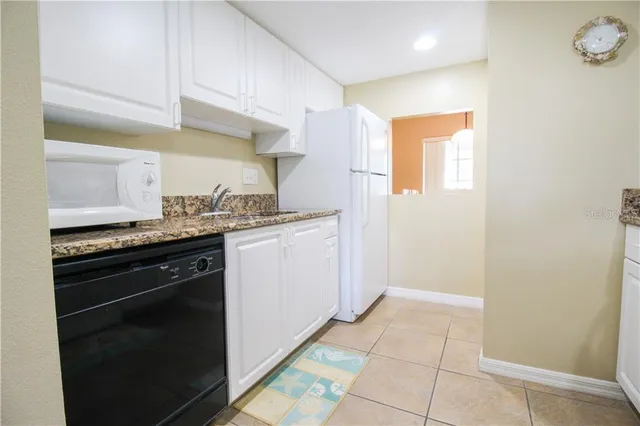 $3,800 | 4457 45th Avenue West, Unit 110, Bradenton, FL 34210