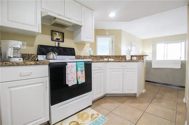 $3,800 | 4457 45th Avenue West, Unit 110, Bradenton, FL 34210