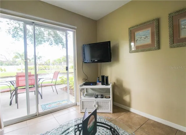 $3,800 | 4457 45th Avenue West, Unit 110, Bradenton, FL 34210