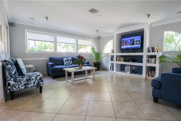 $3,800 | 4457 45th Avenue West, Unit 110, Bradenton, FL 34210