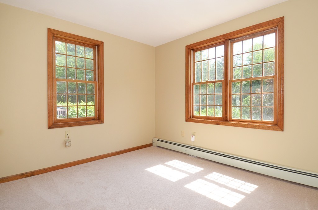 136 Rice Avenue Northborough, MA 01532 - Photo 11 of 30 Gallery Image 11