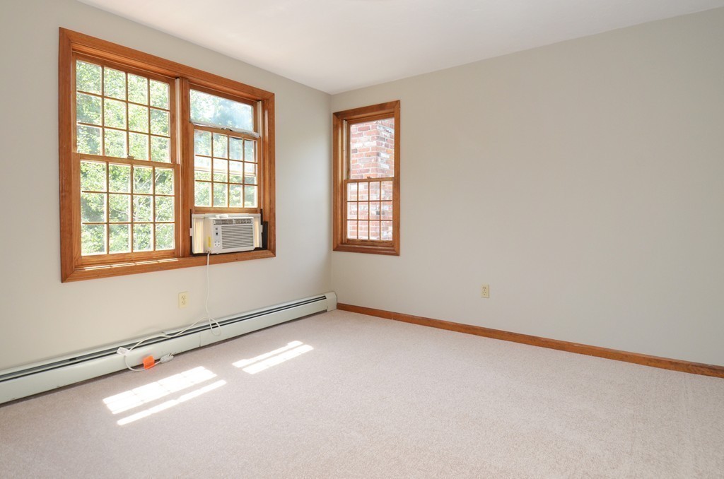 136 Rice Avenue Northborough, MA 01532 - Photo 13 of 30 Gallery Image 13