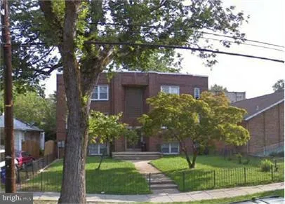 $1,195 | 4236 Benning Road Northeast, Unit 302, Washington, DC 20019