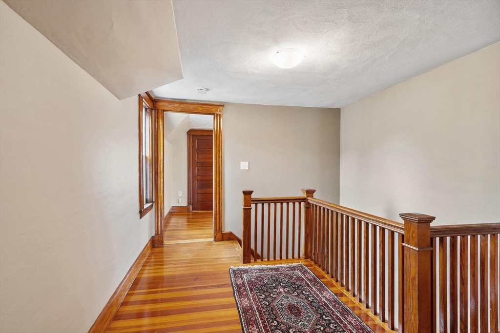 2 Lakeview Avenue Reading, MA 01867 - Photo 17 of 38