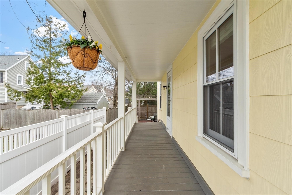 2 Lakeview Avenue Reading, MA 01867 - Photo 3 of 38