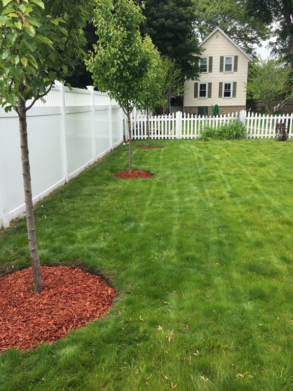 2 Lakeview Avenue Reading, MA 01867 - Photo 32 of 38