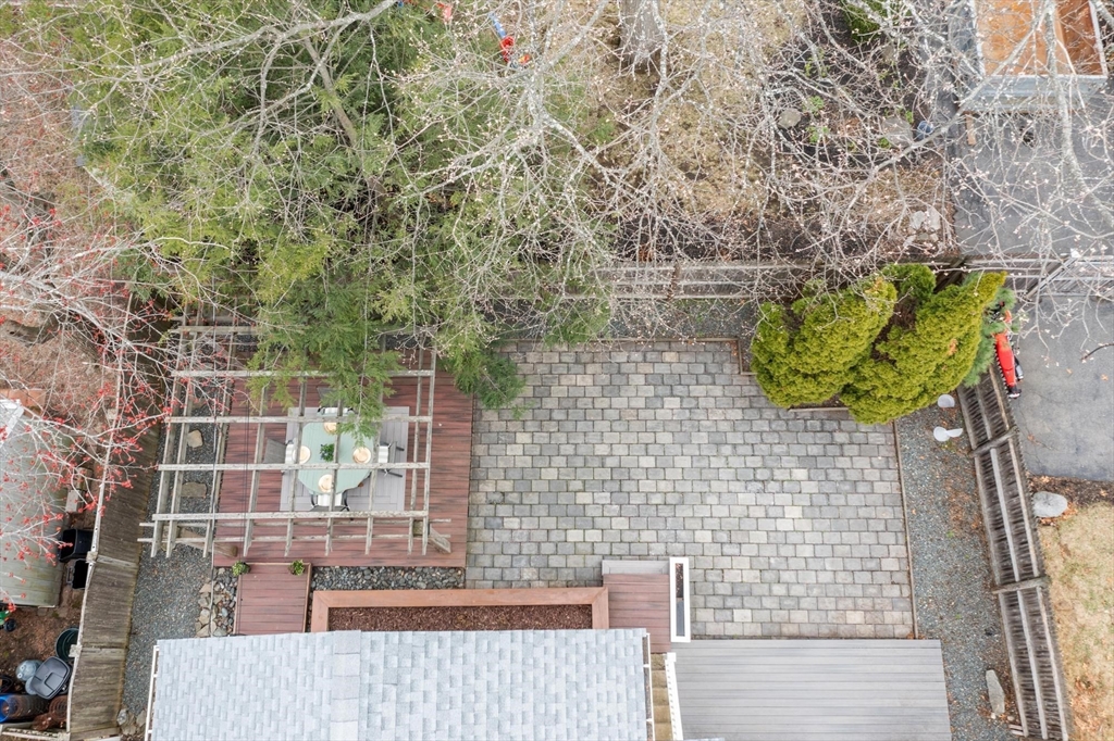 2 Lakeview Avenue Reading, MA 01867 - Photo 34 of 38