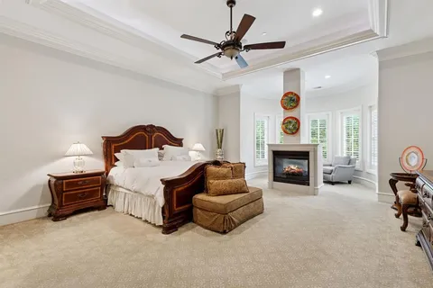 $5,950,000 | 4715 West Northwest Highway, Dallas, TX 75220