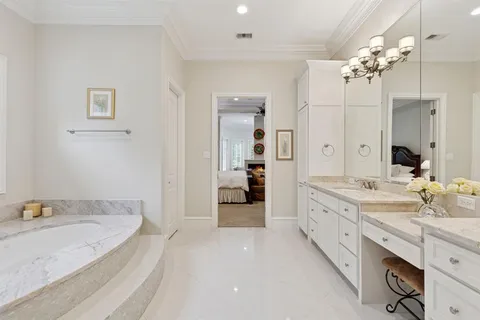 $5,950,000 | 4715 West Northwest Highway, Dallas, TX 75220