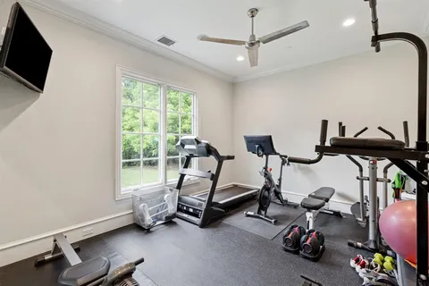 $5,950,000 | 4715 West Northwest Highway, Dallas, TX 75220