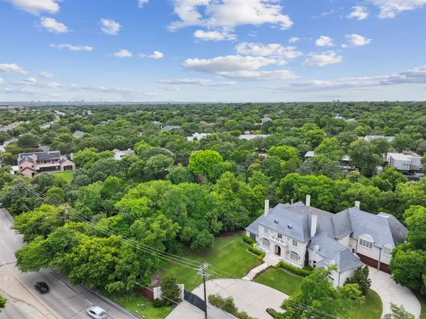 $5,950,000 | 4715 West Northwest Highway, Dallas, TX 75220