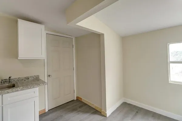 $850 | 907 Laredo Street, Corpus Christi, TX 78401