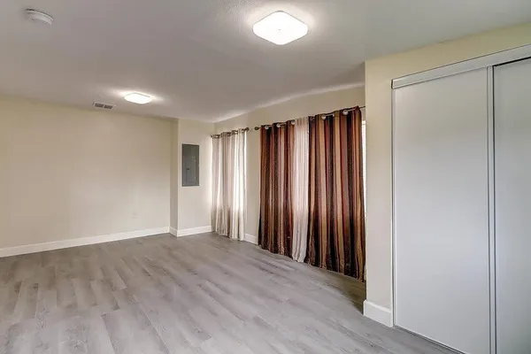 $850 | 907 Laredo Street, Corpus Christi, TX 78401