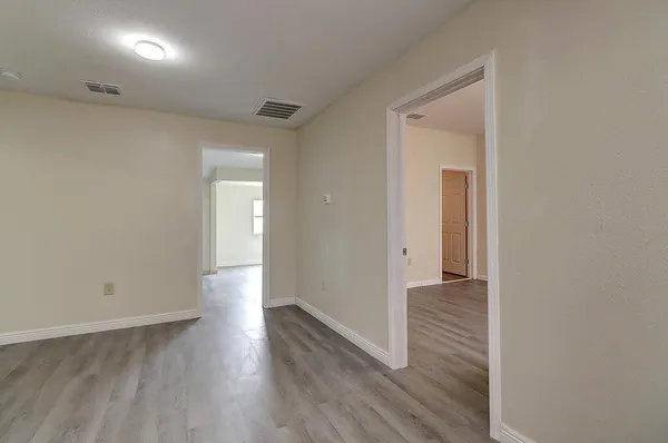 $850 | 907 Laredo Street, Corpus Christi, TX 78401