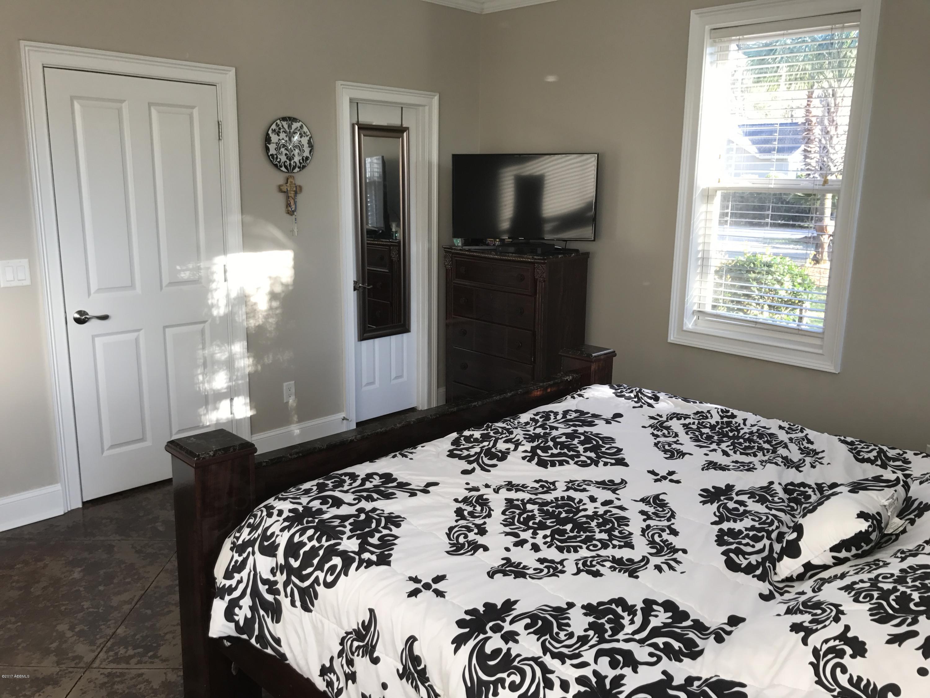 66 Springfield Road Beaufort, SC 29907 - Photo 11 of 29 IMG_0648