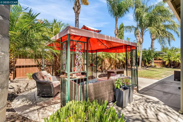 $549,900 | 1325 Beaver Creek Drive, Patterson, CA 95363