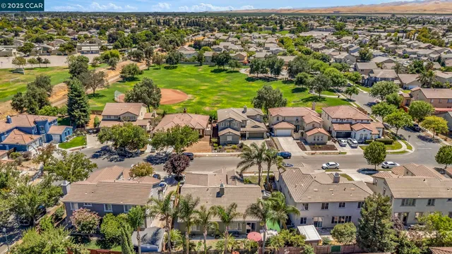 $549,900 | 1325 Beaver Creek Drive, Patterson, CA 95363