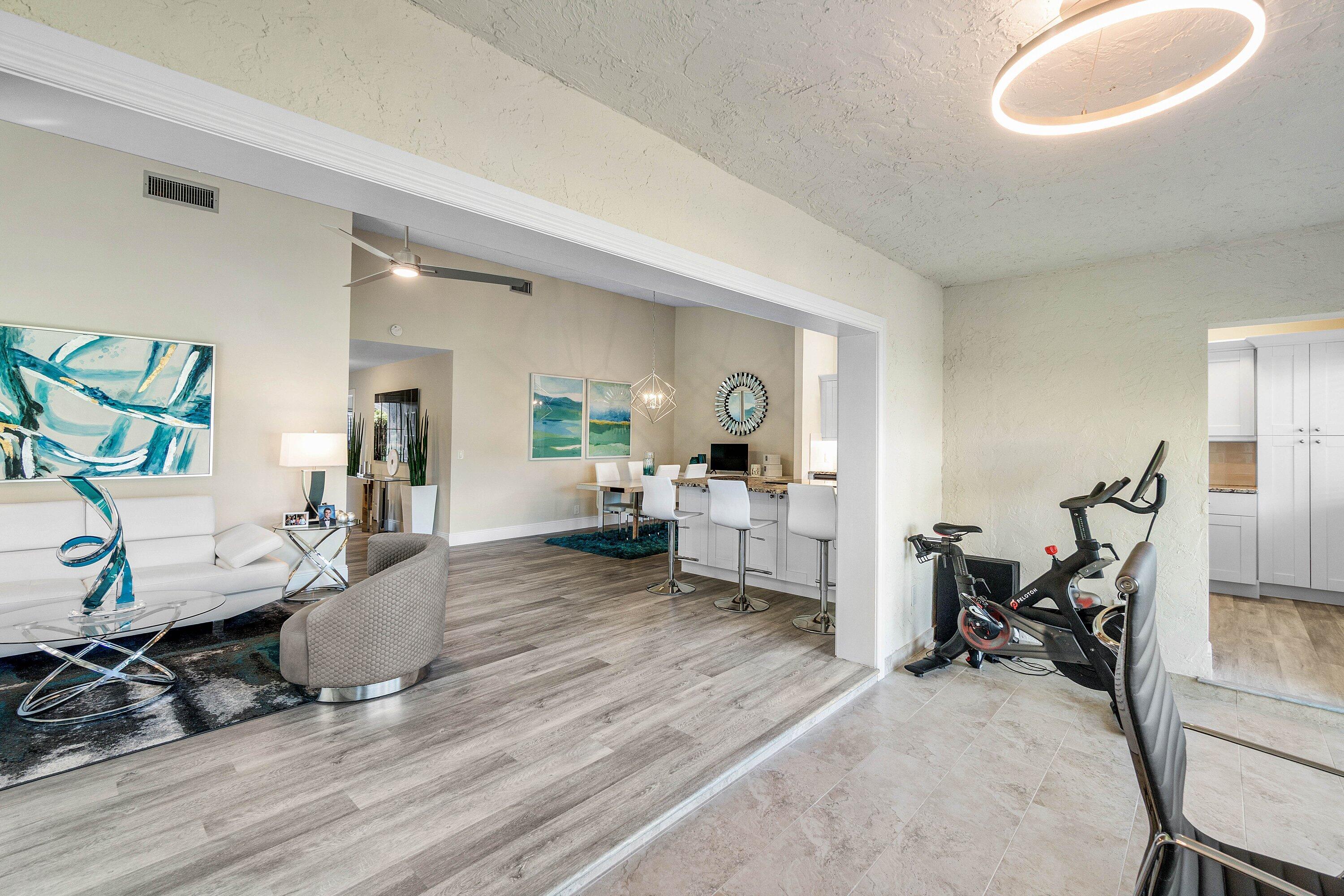 732 Lago Road Delray Beach, FL 33445 - Photo 20 of 42 Looking back from office