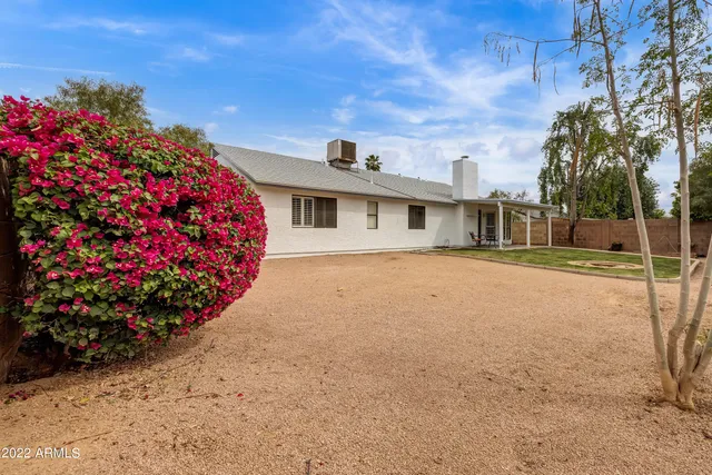 a view of outdoor space with green space