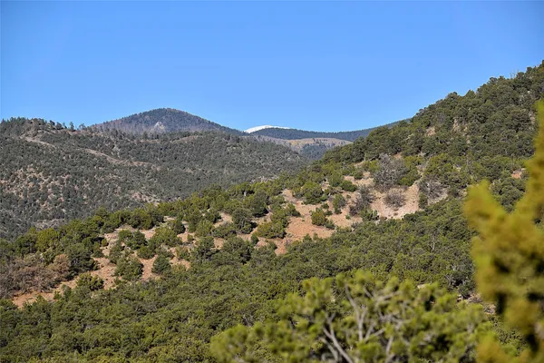 $610,000 | 27 Lodge Circle, Santa Fe, NM 87506